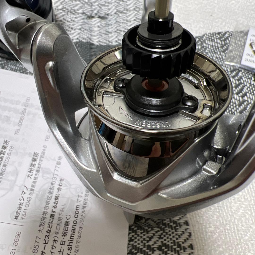 新品、未使用、シマノ ストラディック C3000HG 2点ペアリング交換済み