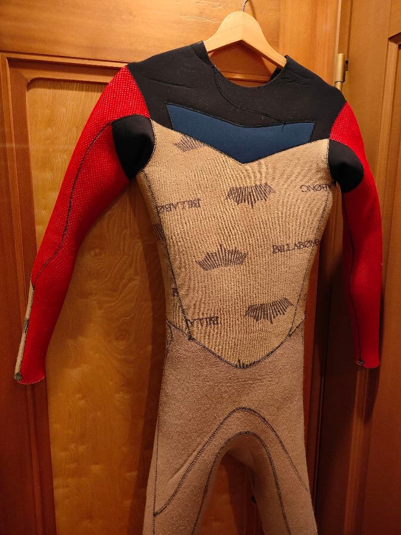 【美品】BILLABONG　正規品　高級ウエットスーツ　セミドライ　ノンジップ