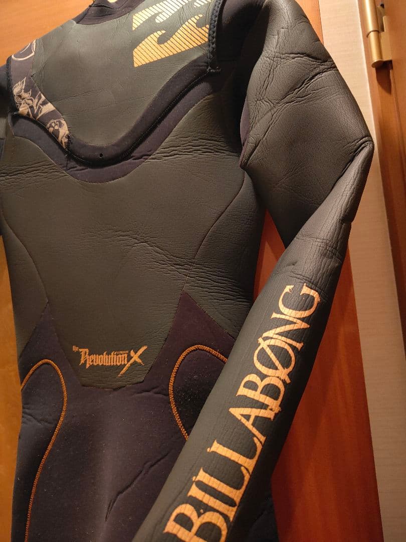 【美品】BILLABONG　正規品　高級ウエットスーツ　セミドライ　ノンジップ