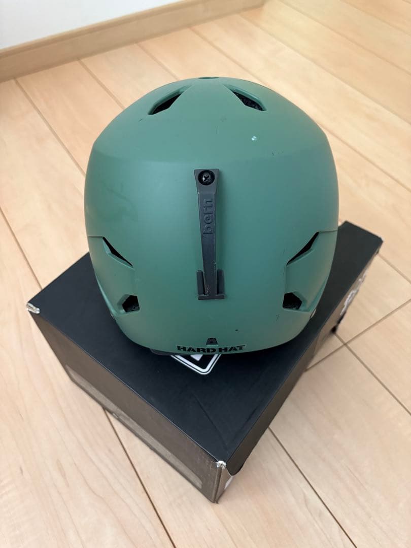 bern ヘルメット