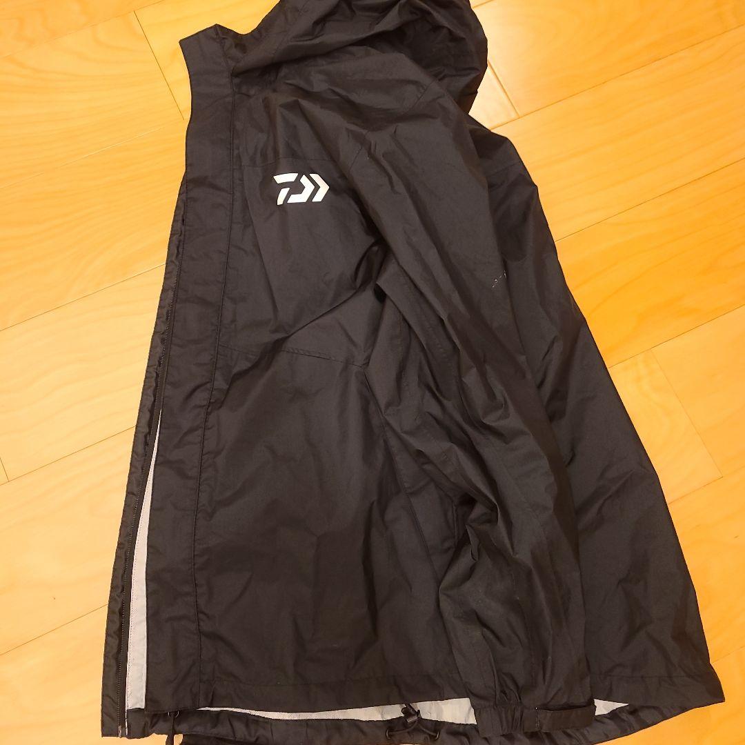 ダイワ　ライフジャケットLサイズ　レッド ダイワ　レインマックスXL　ブラック