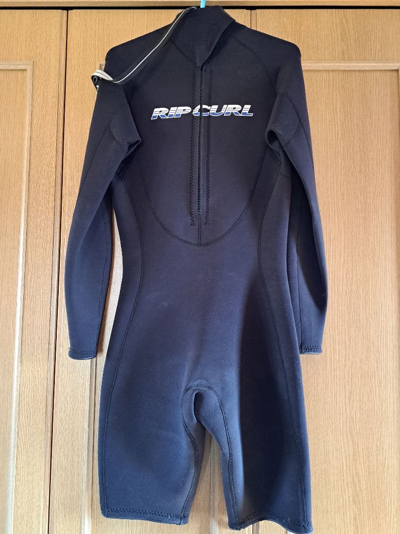 Rip Curl ロングスリーブショートジョン•バックジップ