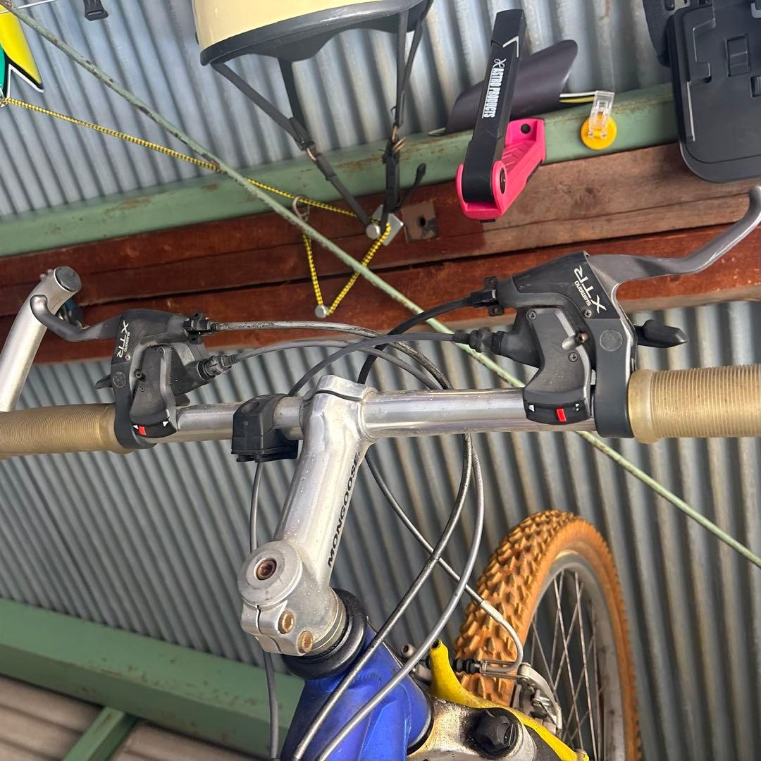 マウンテンバイク　マングース　シマノXTR 使用