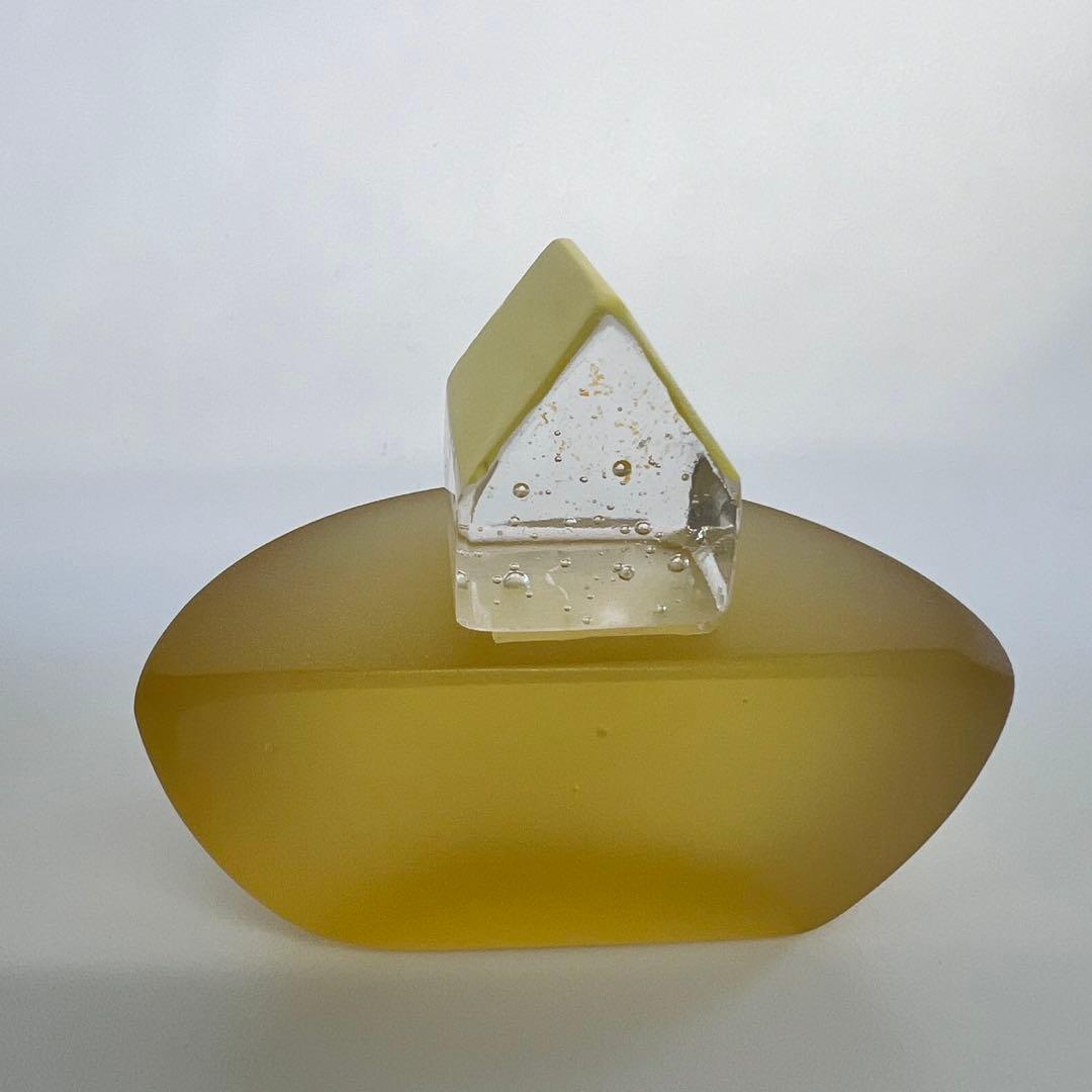 メロウグラスさんの黄色い屋根のお家