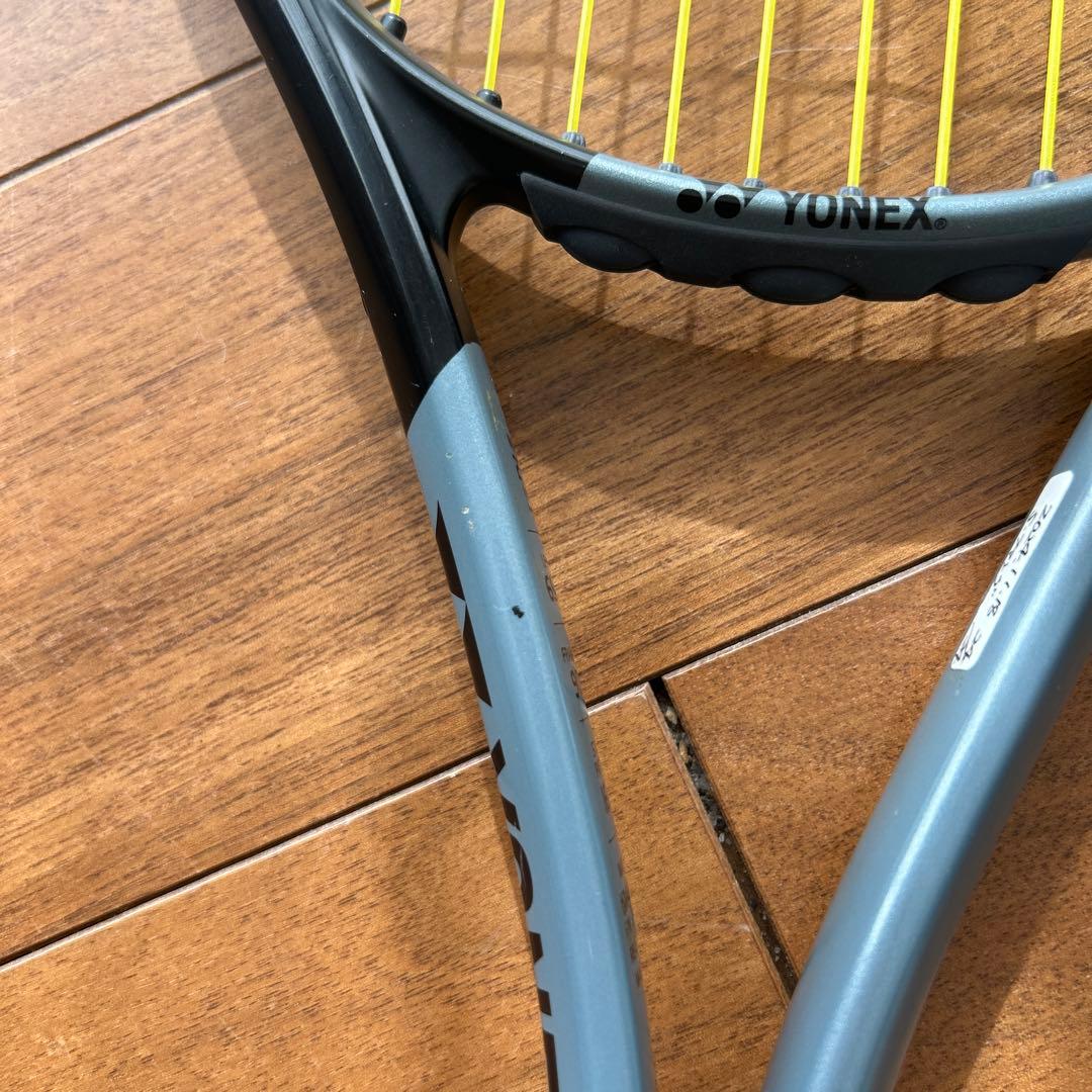 ヨネックス　ボルトレイジ5VS UXL0