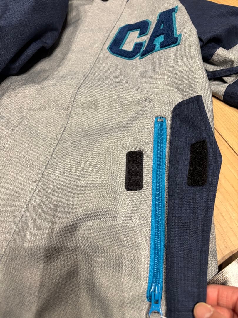 定価28000円　新品　スノーボードウェア　サイズS 新品未使用