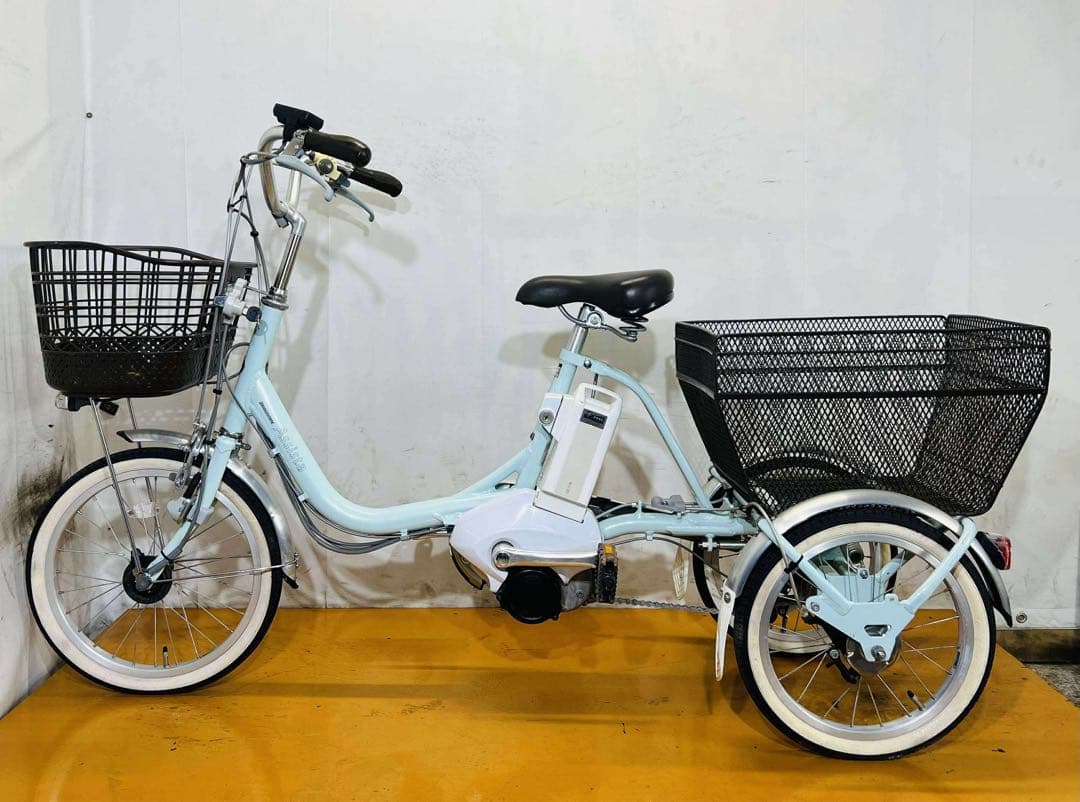 送料無料条件付きBRIDGESTONE 電動アシスト自転車三輪車(18/16型)