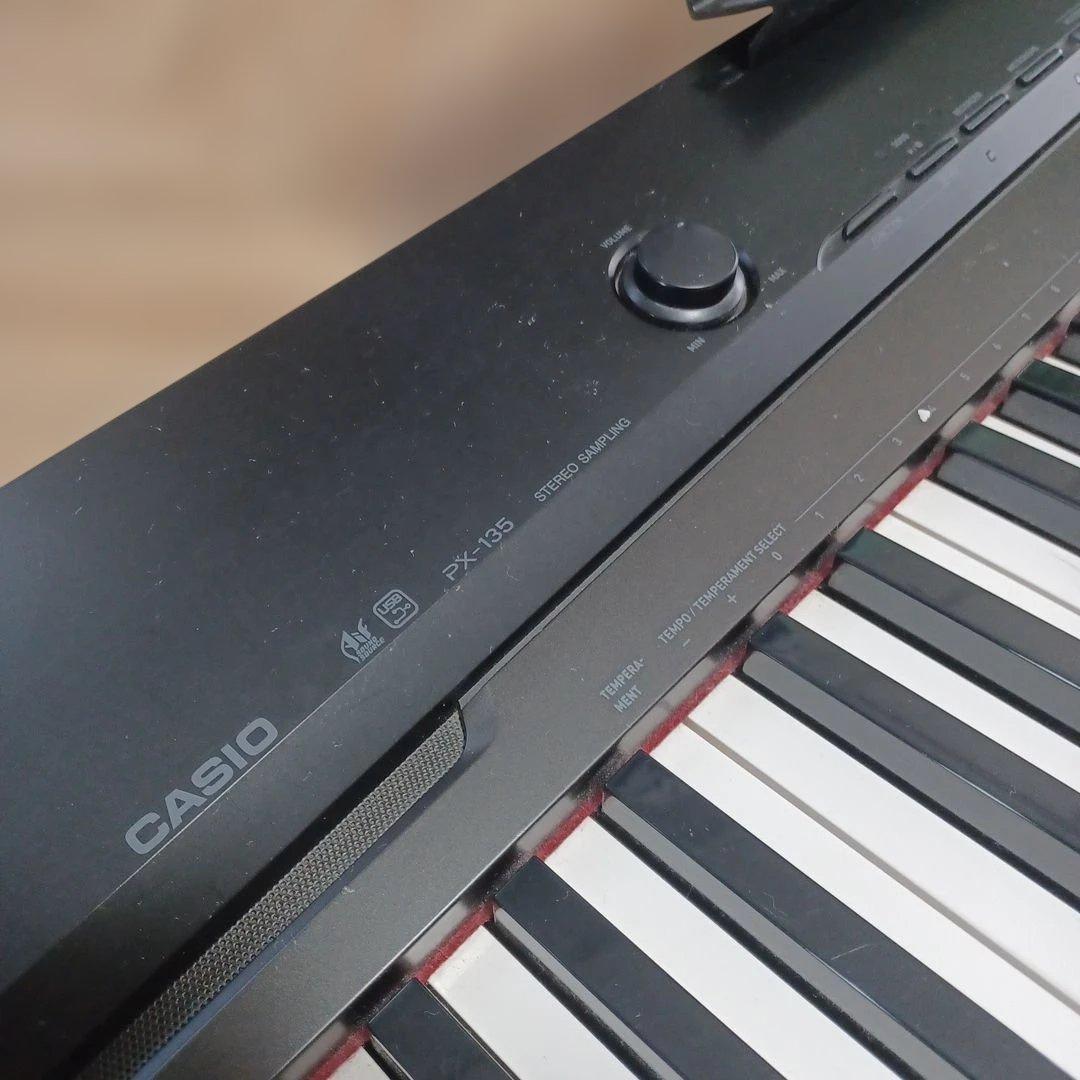 CASIO PX-135BK　電子ピアノ　キーボード　シンセサイザー