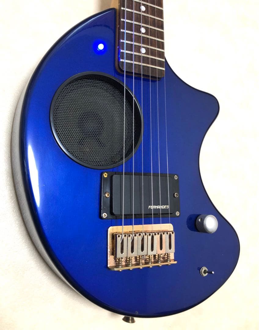 【美品】ZO-3C メタリックブルー アンプ内蔵ミニギター
