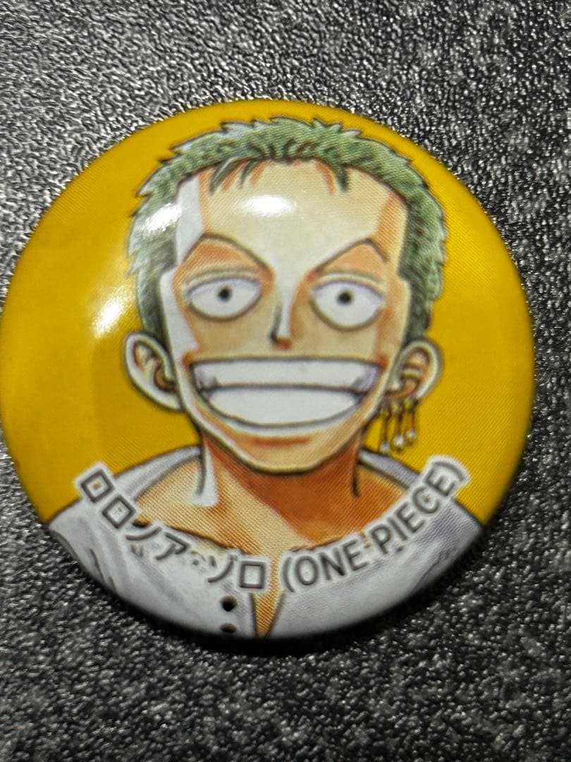 ONE PIECE/ワンピース 限定缶バッジ4点セット