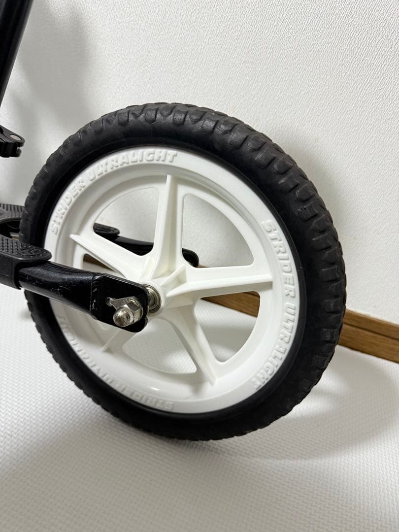 ストライダー STRIDER ブラック 12sport pro、元箱あり、