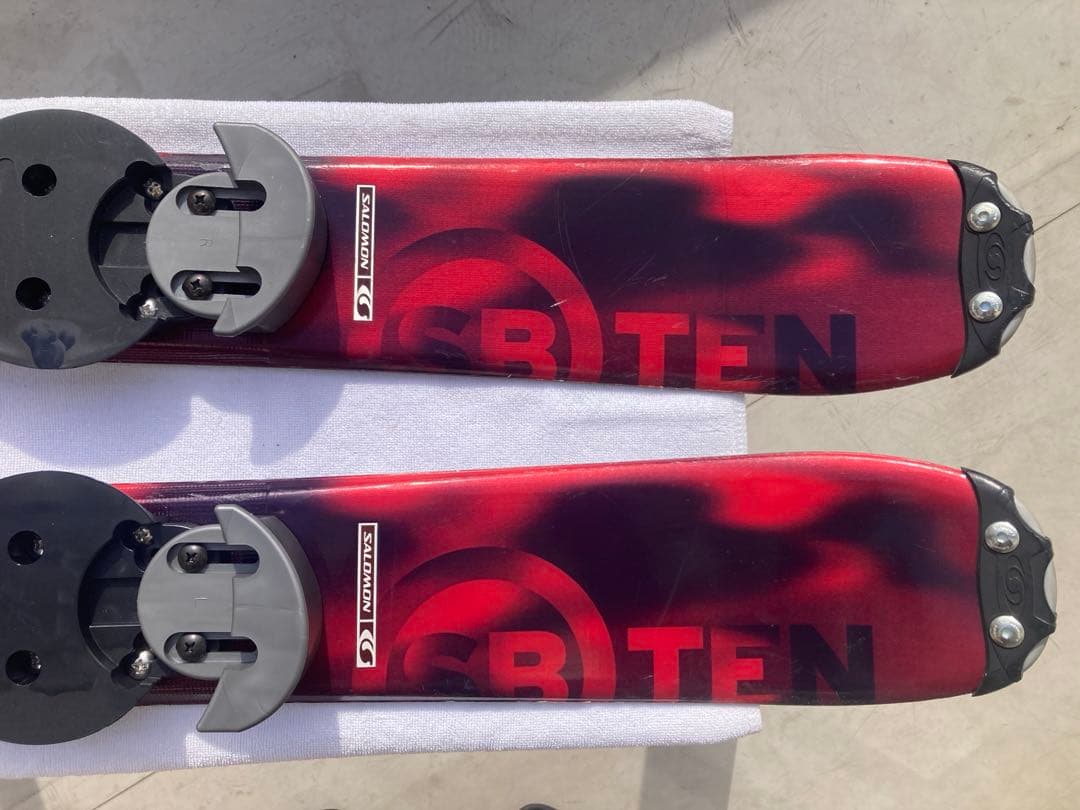 RITEN スキー板 赤/黒 バインディング付き