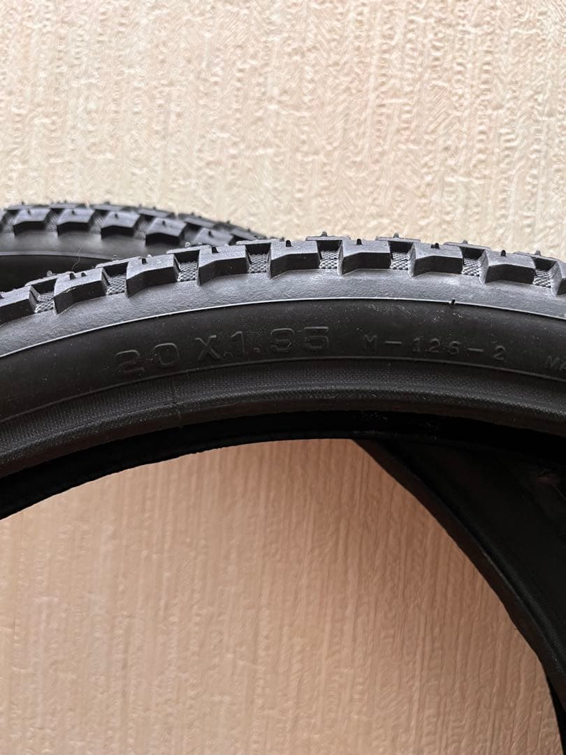 MAXXIS Holy Roller 20x1.95 タイヤ 2本セット