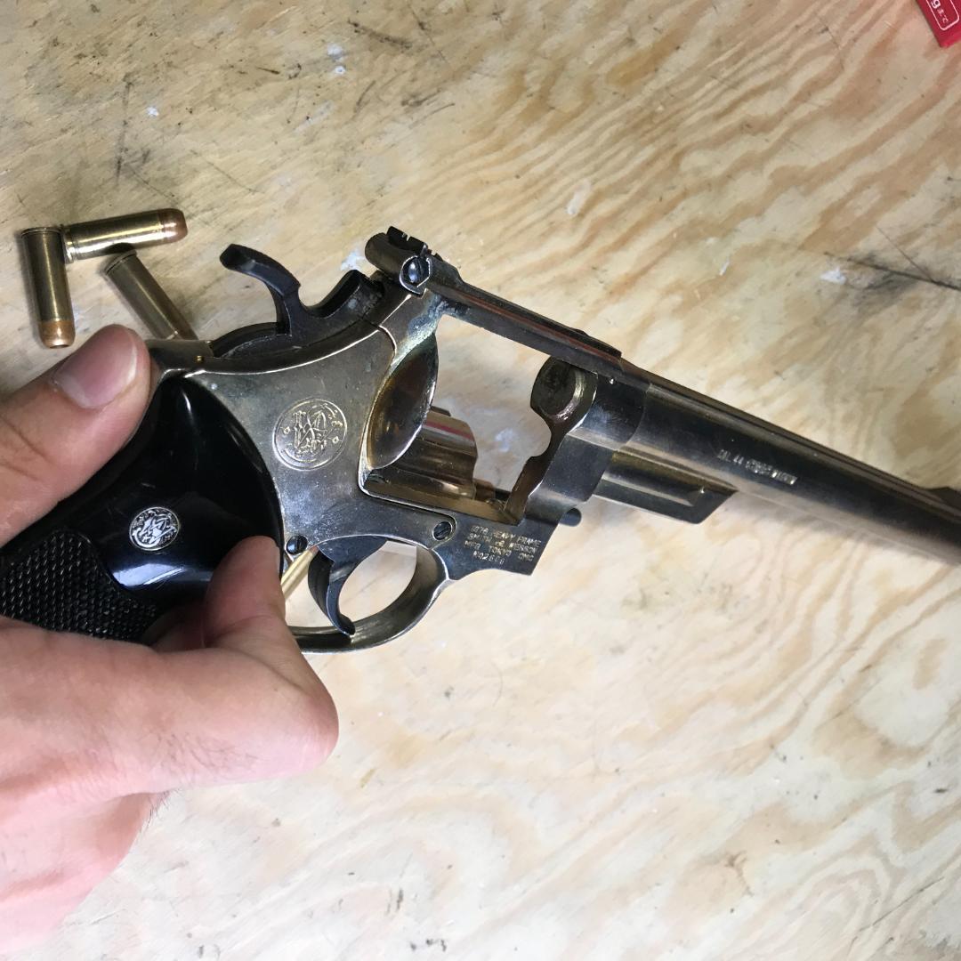 S&W 真鍮？金メッキ？モデルガン発火タイプカートリッジ6個付き