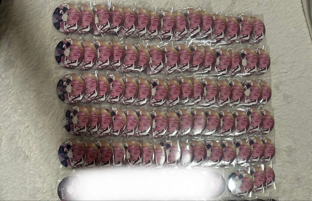 騎士A KnightA knightX 缶バッジ てるとくん