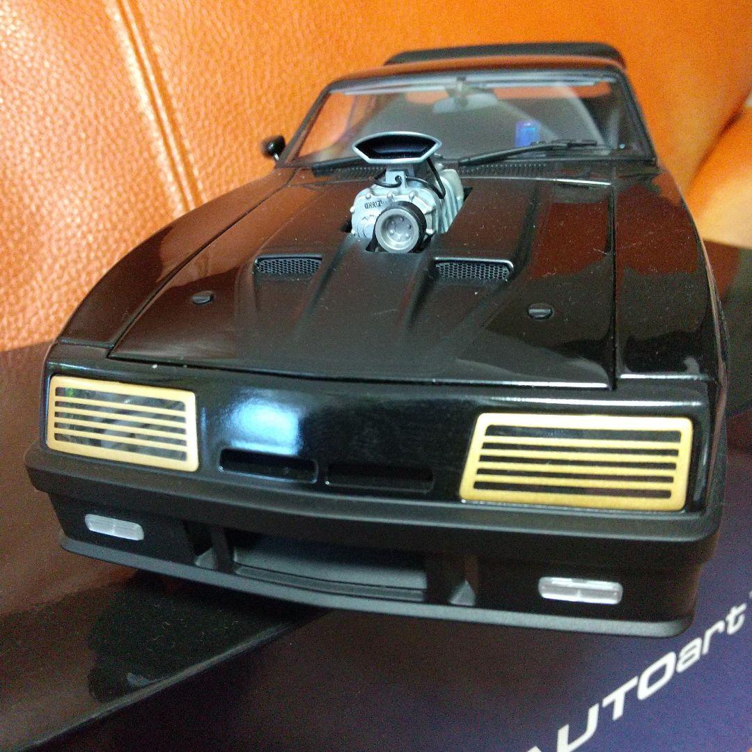 AUTOart マッドマックス インターセプター 1/18 黒
