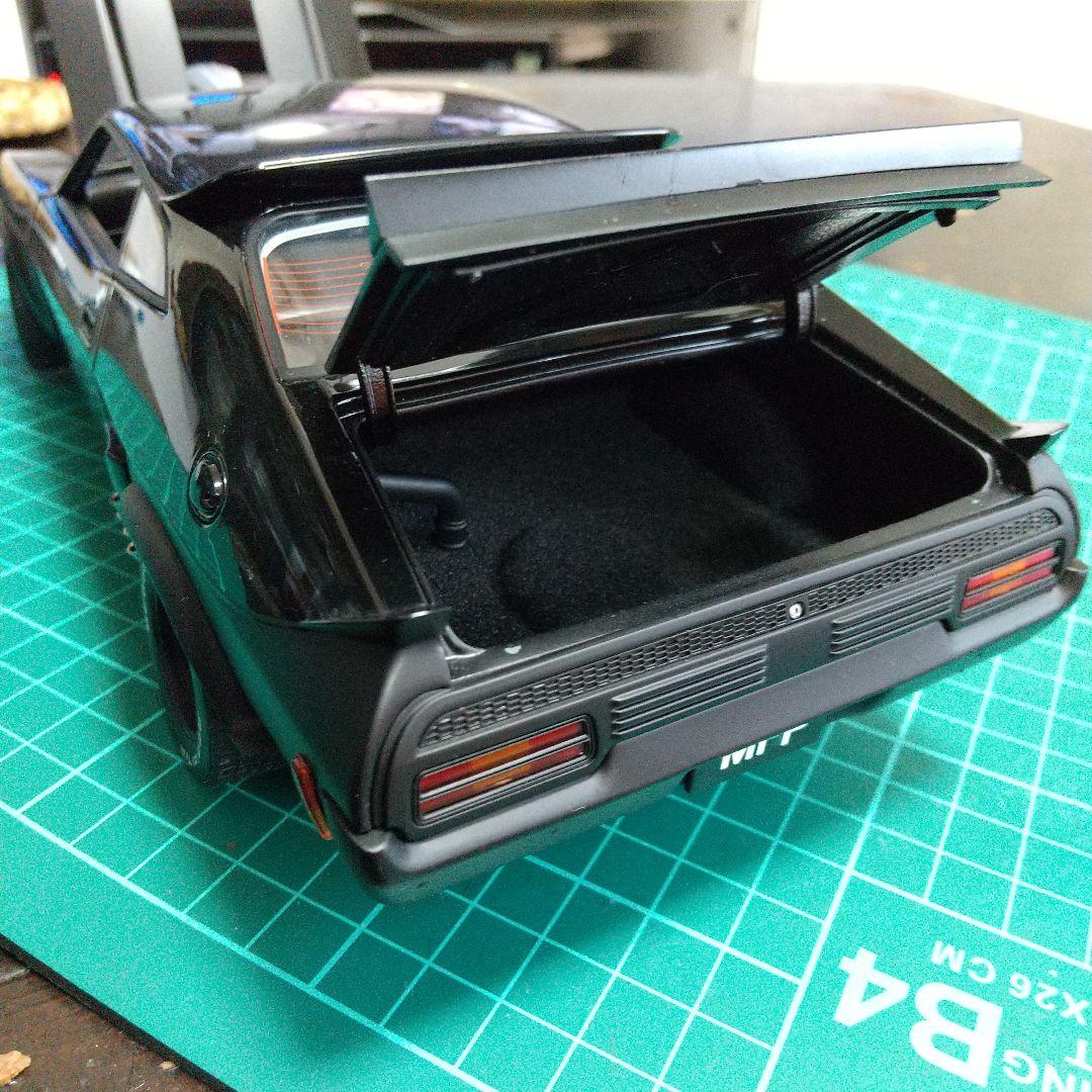 AUTOart マッドマックス インターセプター 1/18 黒