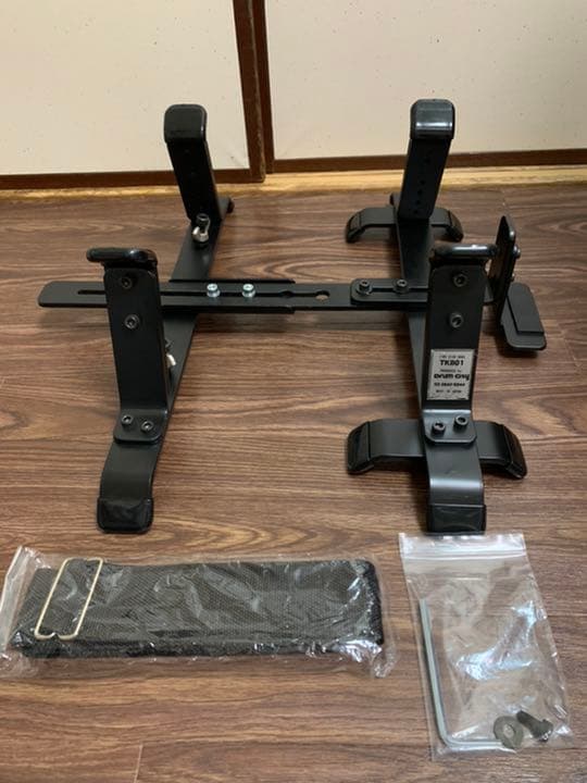 タイニーキックベース！フロアタムを乗せるだけで瞬時にバスドラ化！レアアイテムです