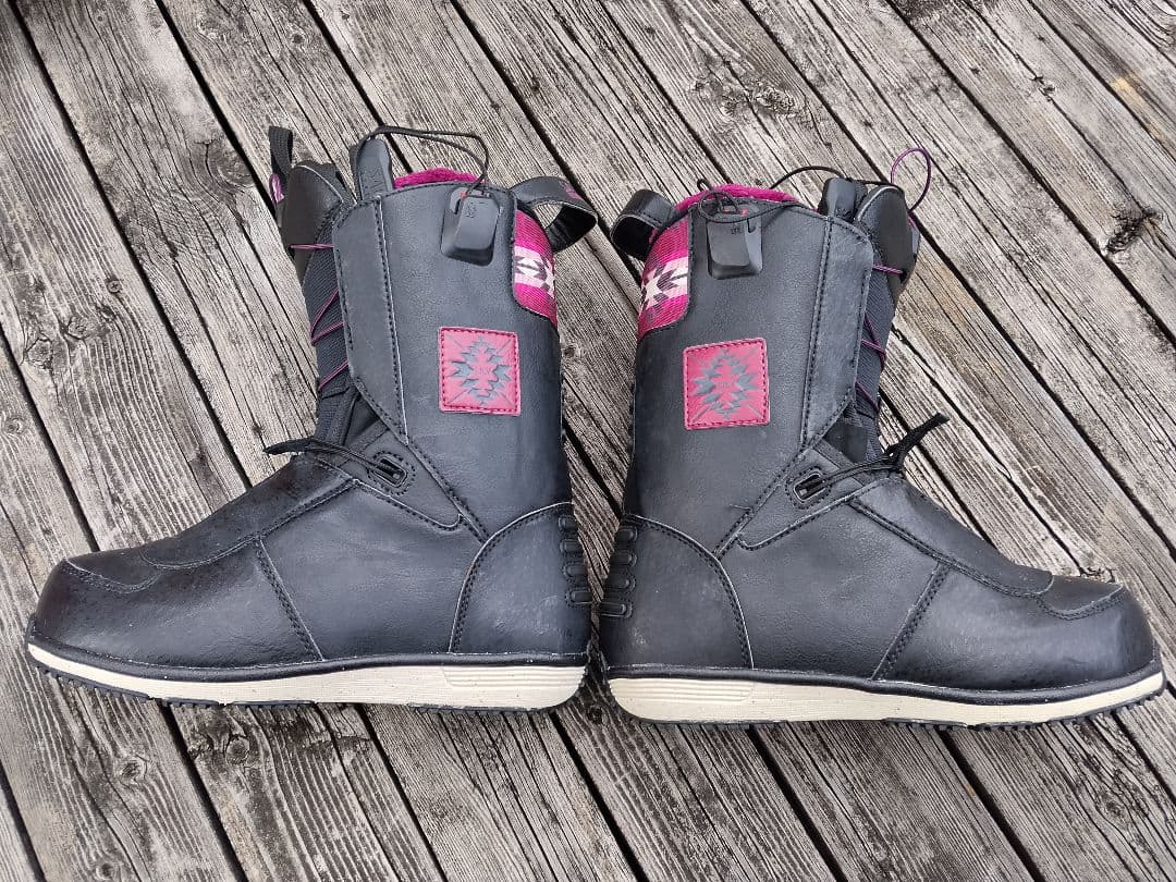 スノーボード 3点セット natura 139 ビン サロモンブーツ 24.5