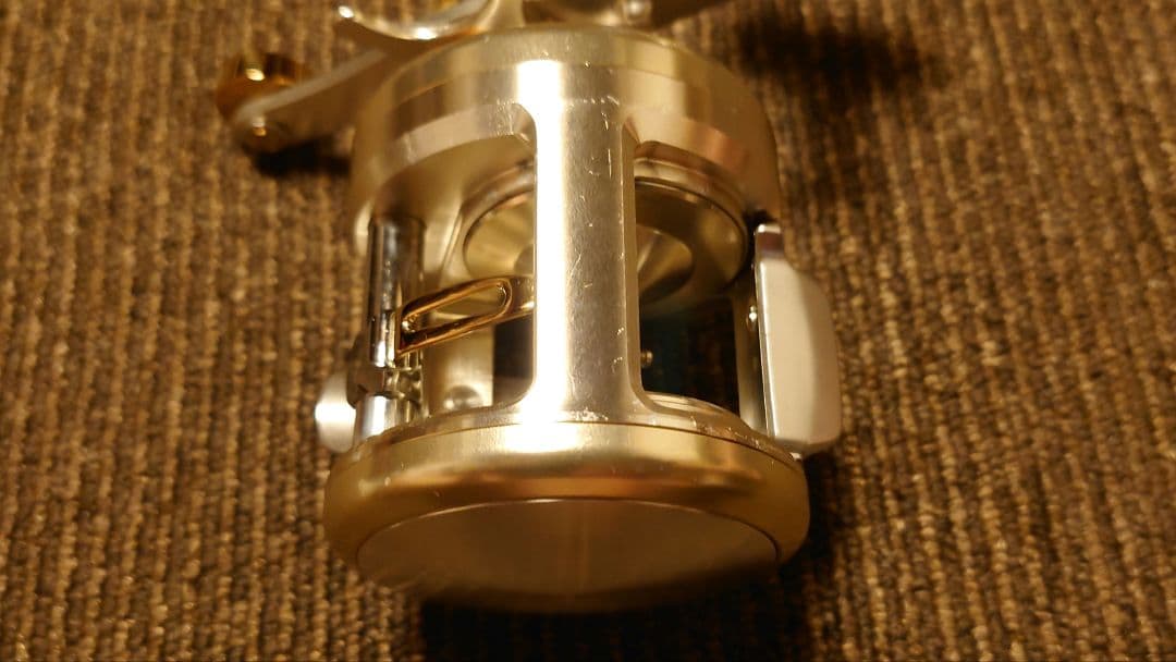 希少廃盤 ダイワ 99ミリオネア CV-Z 250F ライトハンドル SLP