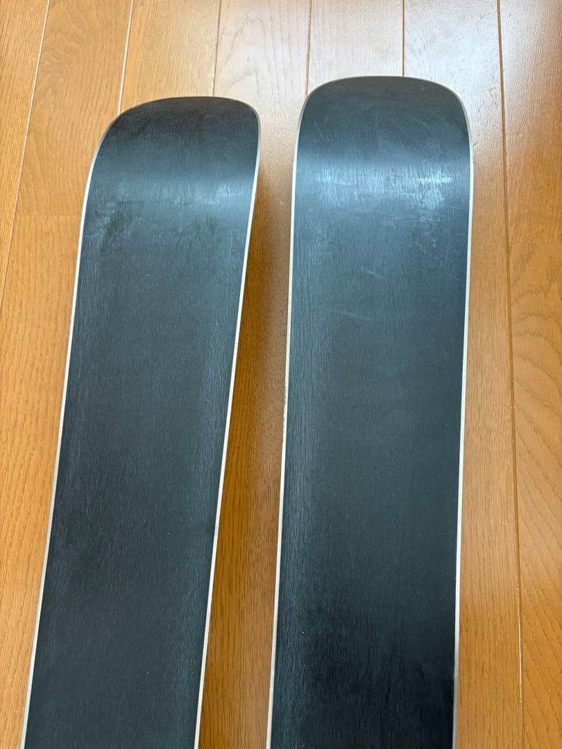 ROSSIGNOL SASSY 99 ショートスキー　レディース