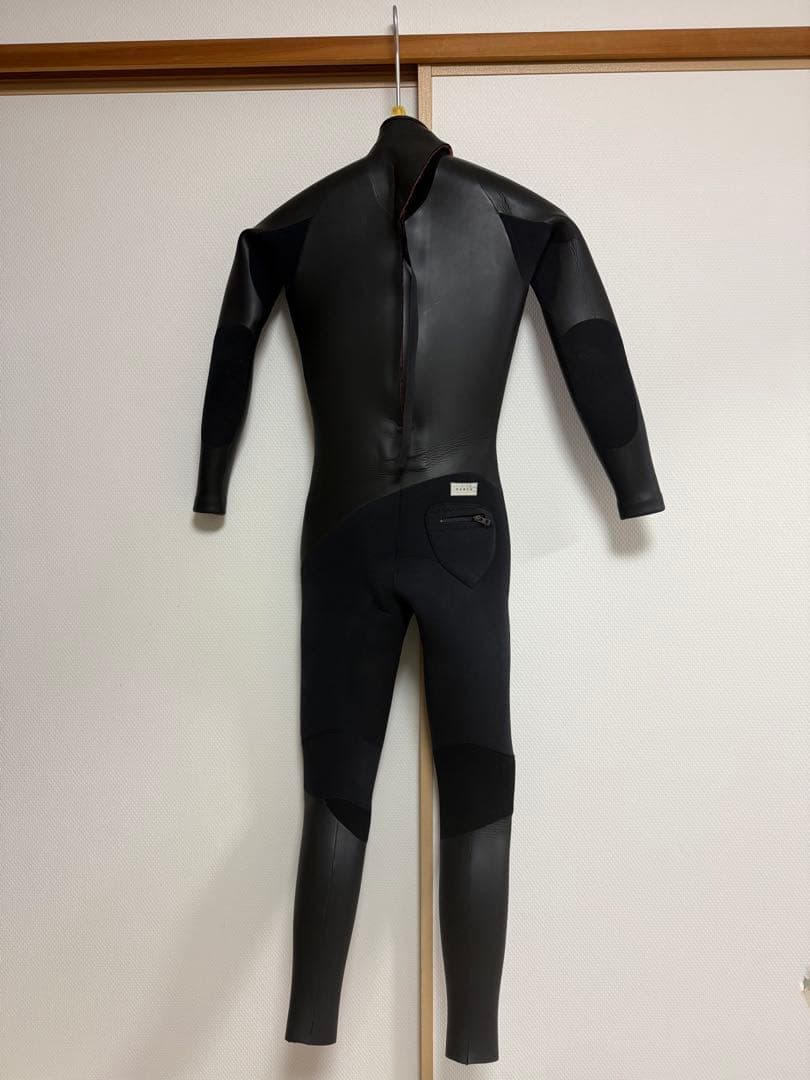 MARIA WETSUIT セミドライ3mm×5mm オーダー品