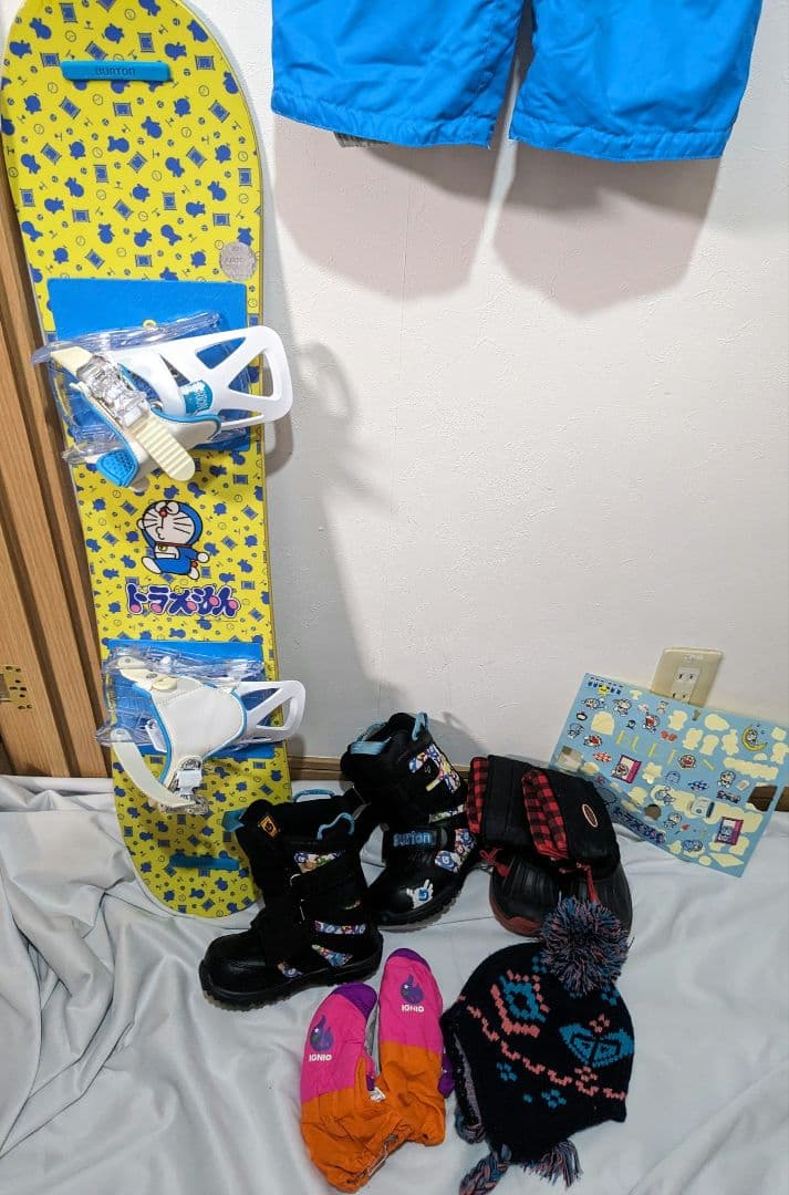 レア　BURTON　ドラえもん　100　スノーボード　ウェア　一式　まとめ売り