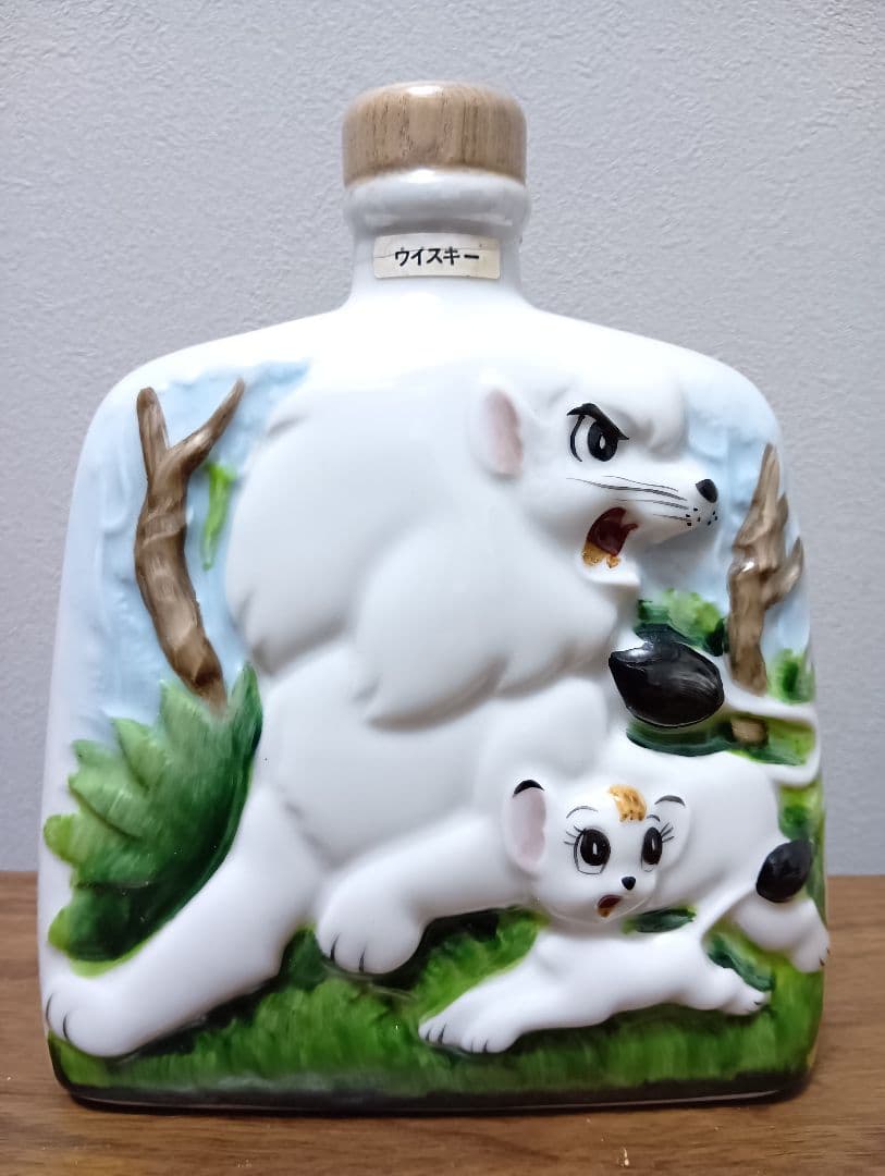 入手困難【非売品】ニッカウイスキー　手塚治虫 ジャングル大帝 陶器ボトル