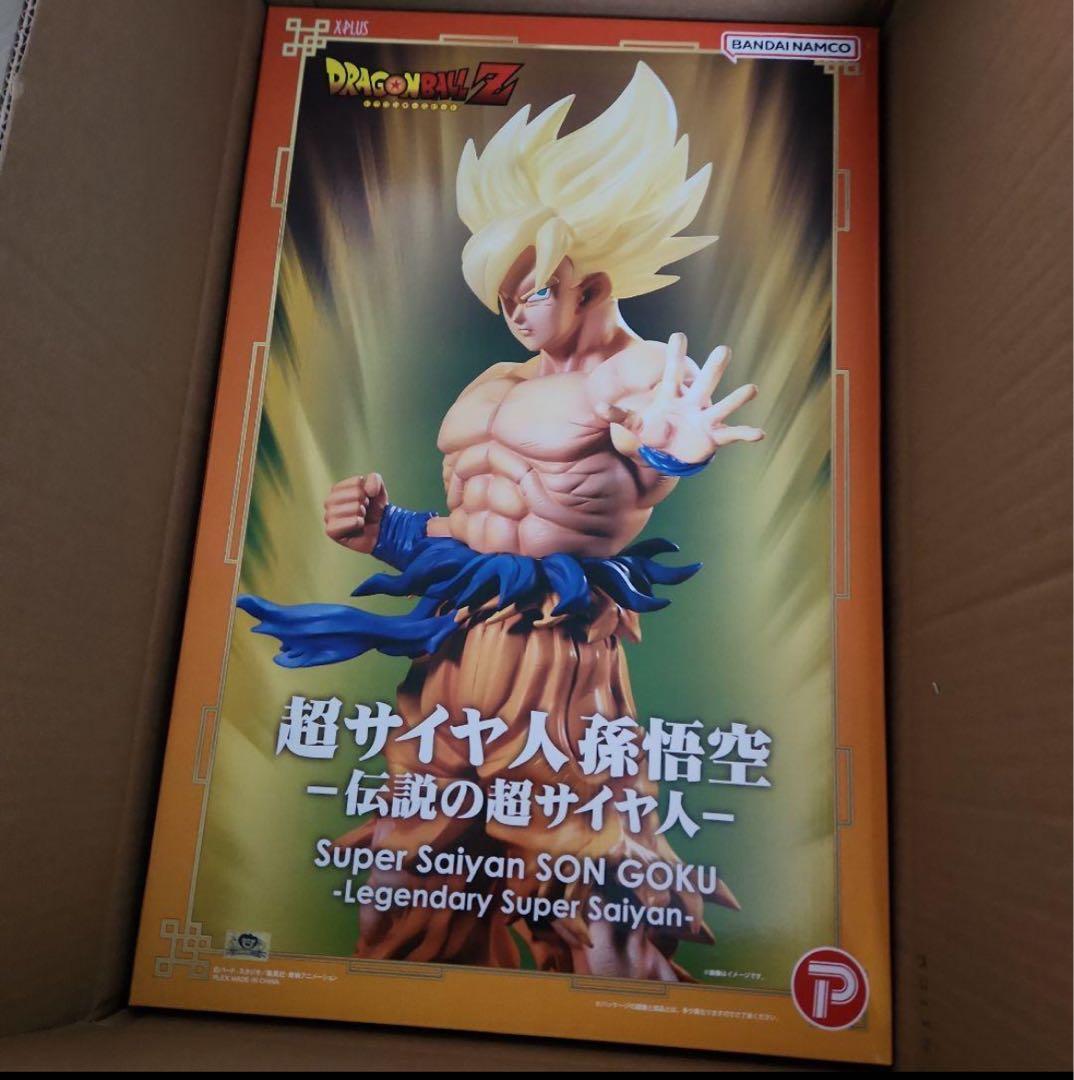ドラゴンボール　ギガンティックシリーズ 超サイヤ人　孫悟空　フィギュア