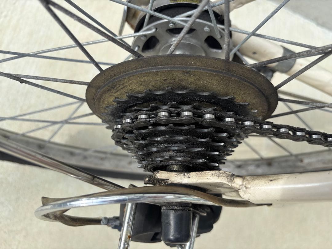 福岡直接取引　クリームCS 26インチ 前後純正フェンダー付き