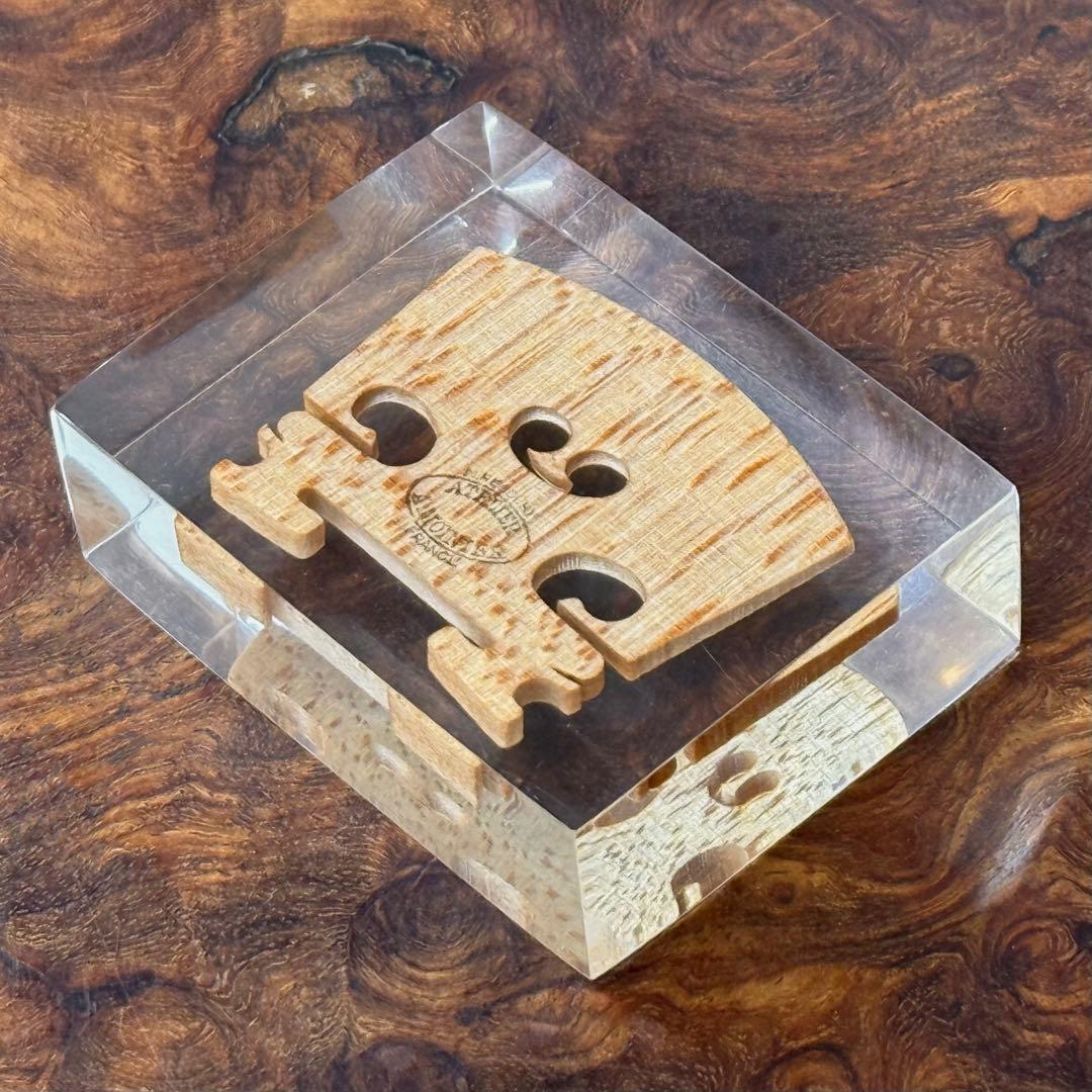 【希少】ATELIER A.MOINIER 駒入りペーパーウェイト フランス製①