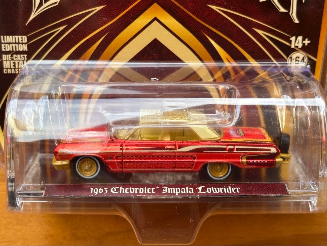 greenlight Impala LowRider チェイス