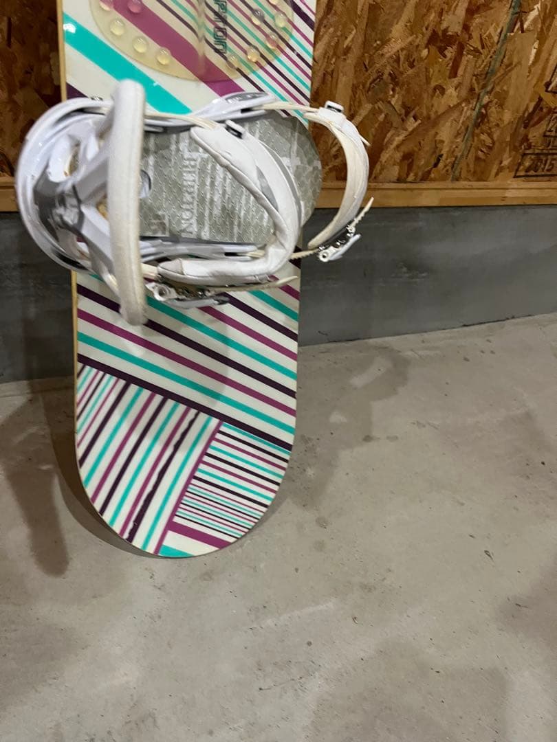 BURTON FEATHER 144㎝　ビンディング　BURTON 即日発送可能