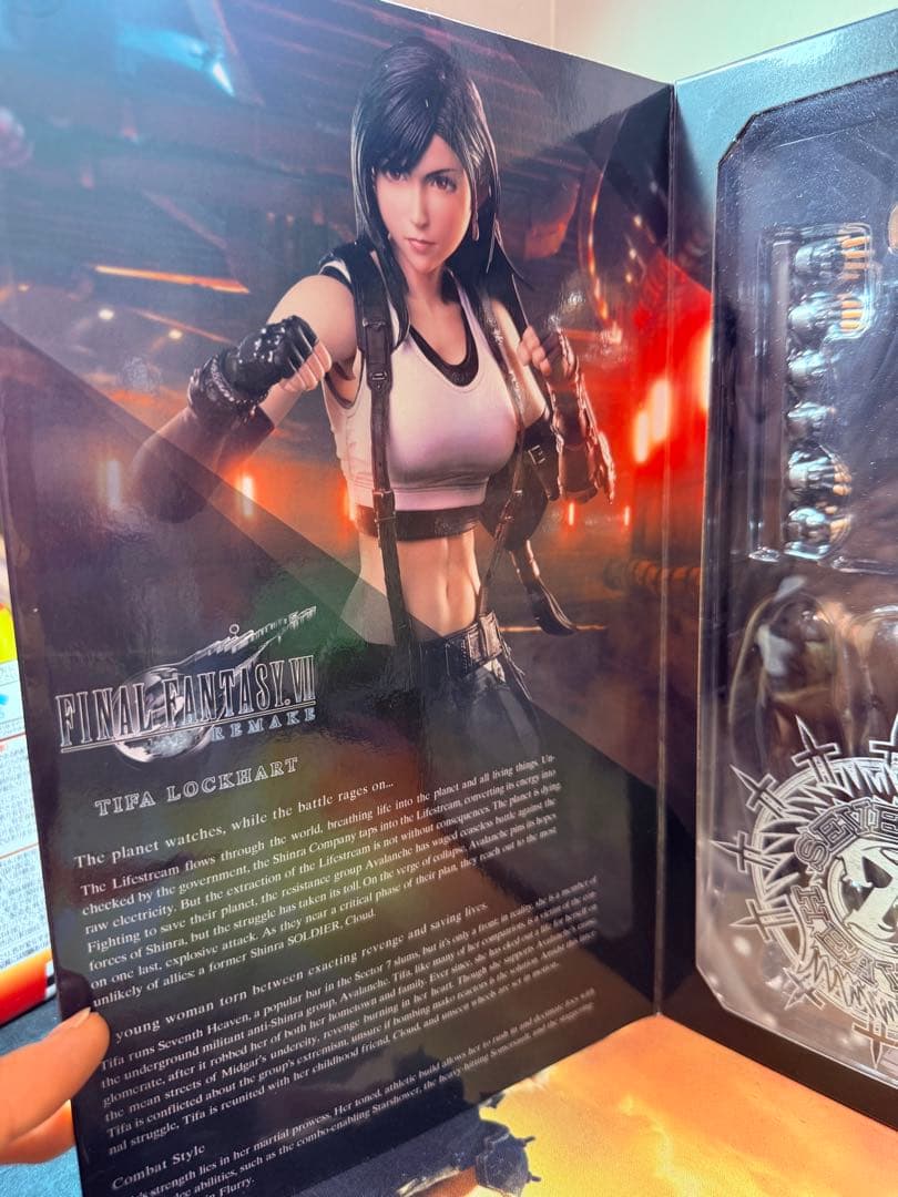 ファイナルファンタジーVII ティファ・ロックハート フィギュア