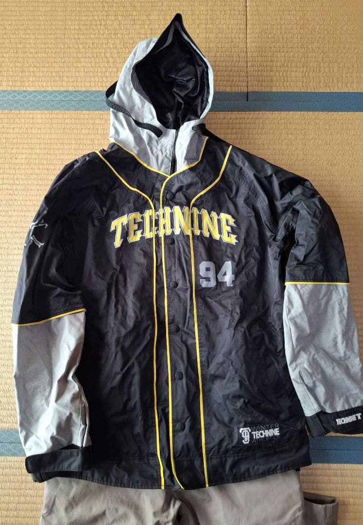 TECHNINE ウェア　上下、ANTHEM　パウダーガードセット