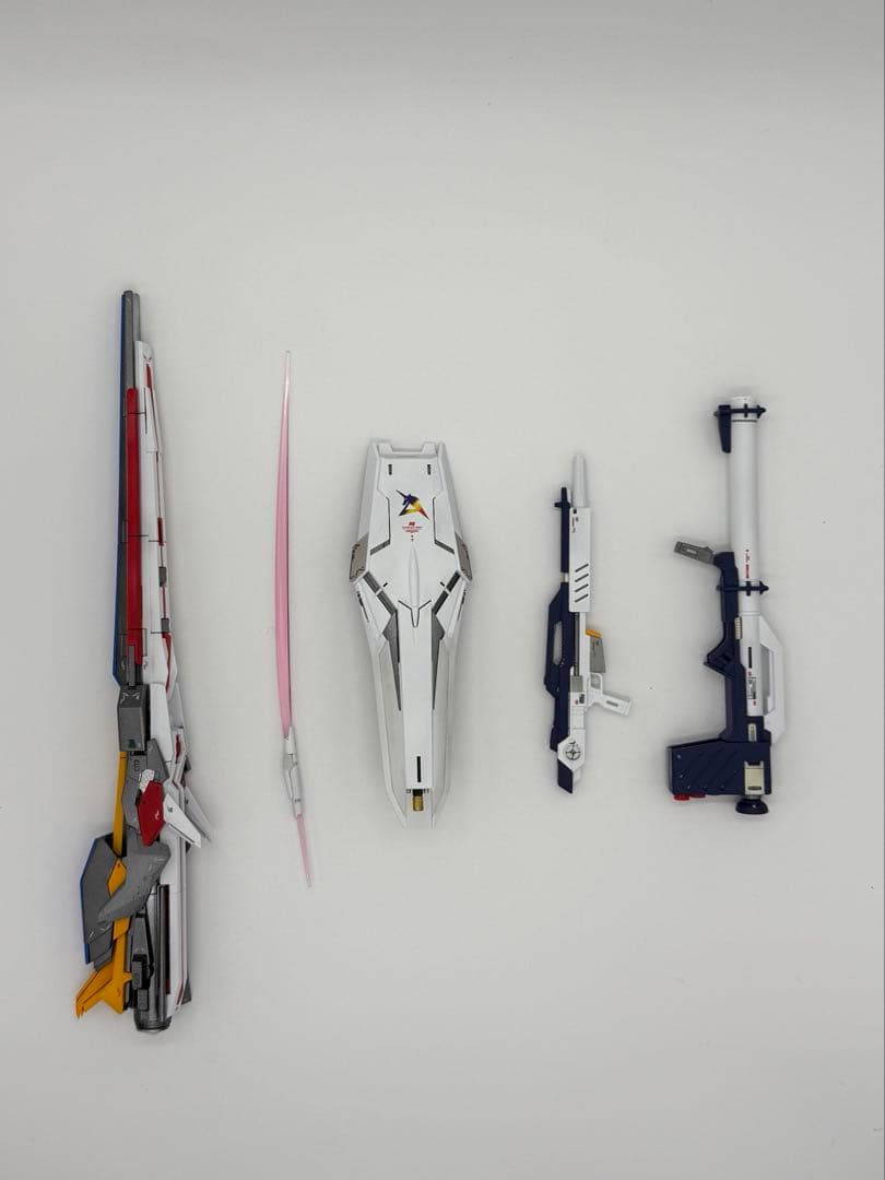 RG νガンダム サザビー ff 全塗装完成品セット アクションベース付き