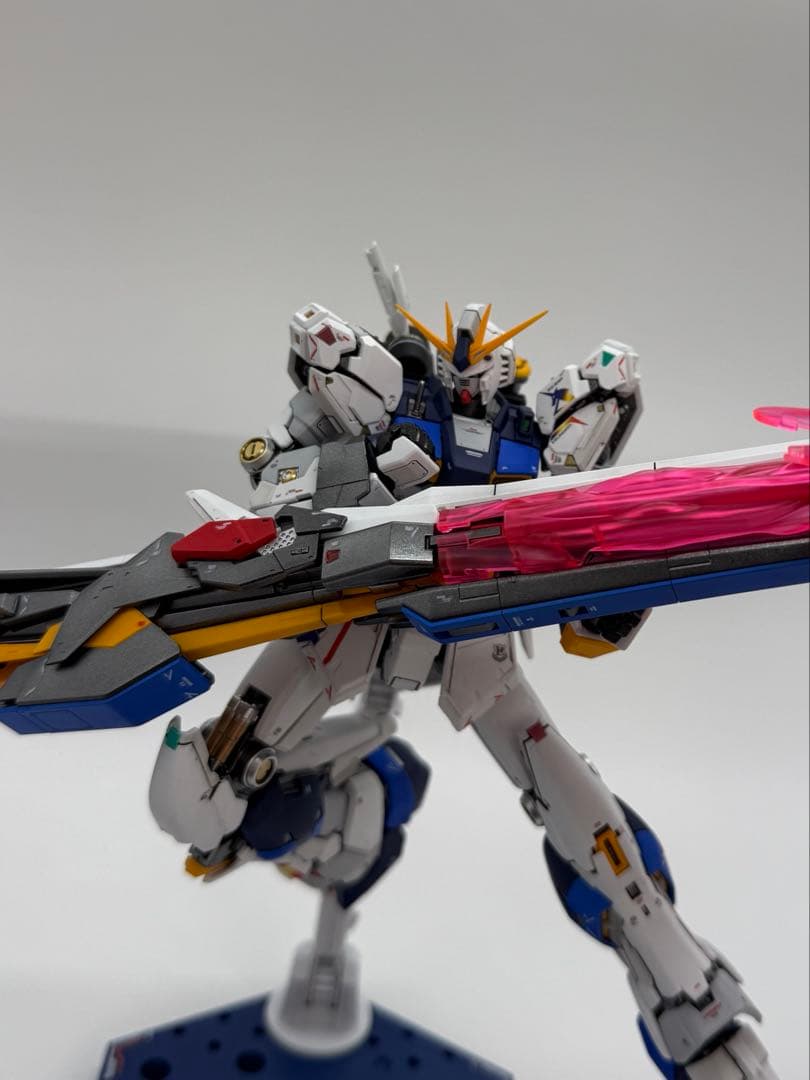 RG νガンダム サザビー ff 全塗装完成品セット アクションベース付き