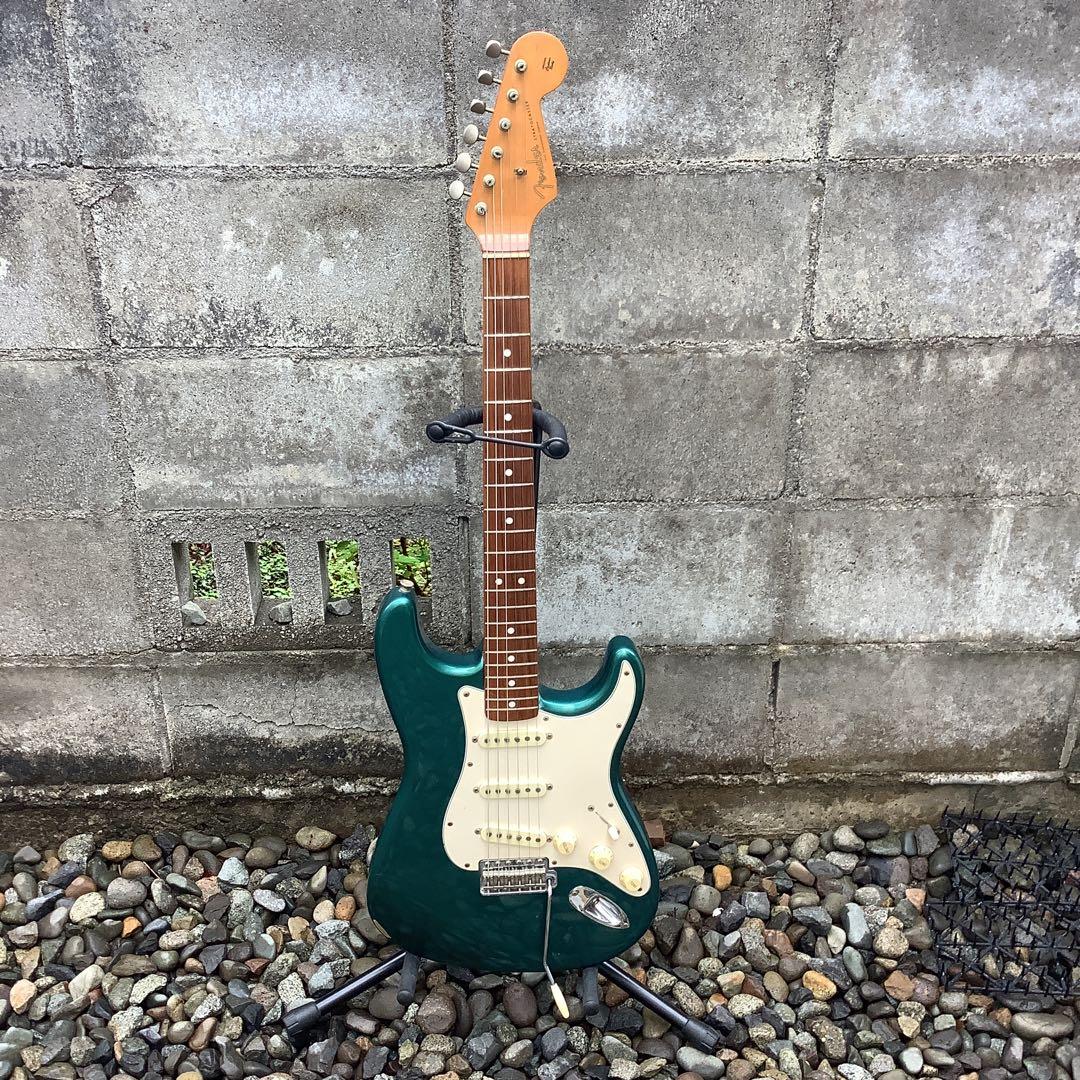 FENDER USAアメリカンヴィンテージ1962 OceanターコイズBlue