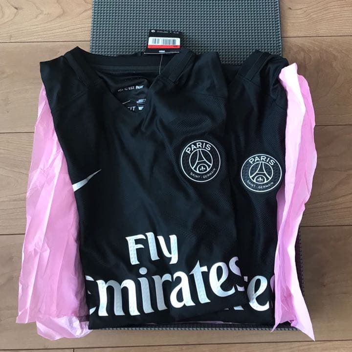 世界数点日本未入荷【激レア新品】ネイマール PSG x コレットオーセンティック