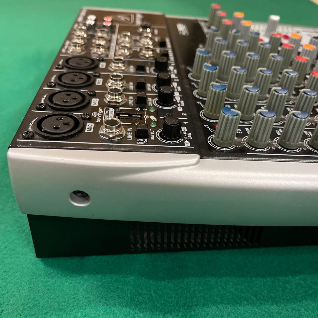 【中古】Behringer XENYX Q1204USB アナログミキサー