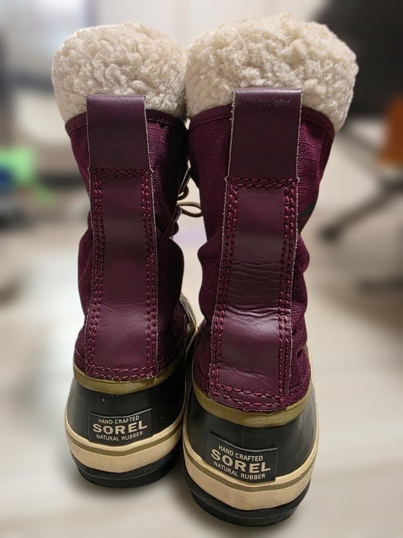 SOREL 防水ファー付きスノーブーツ