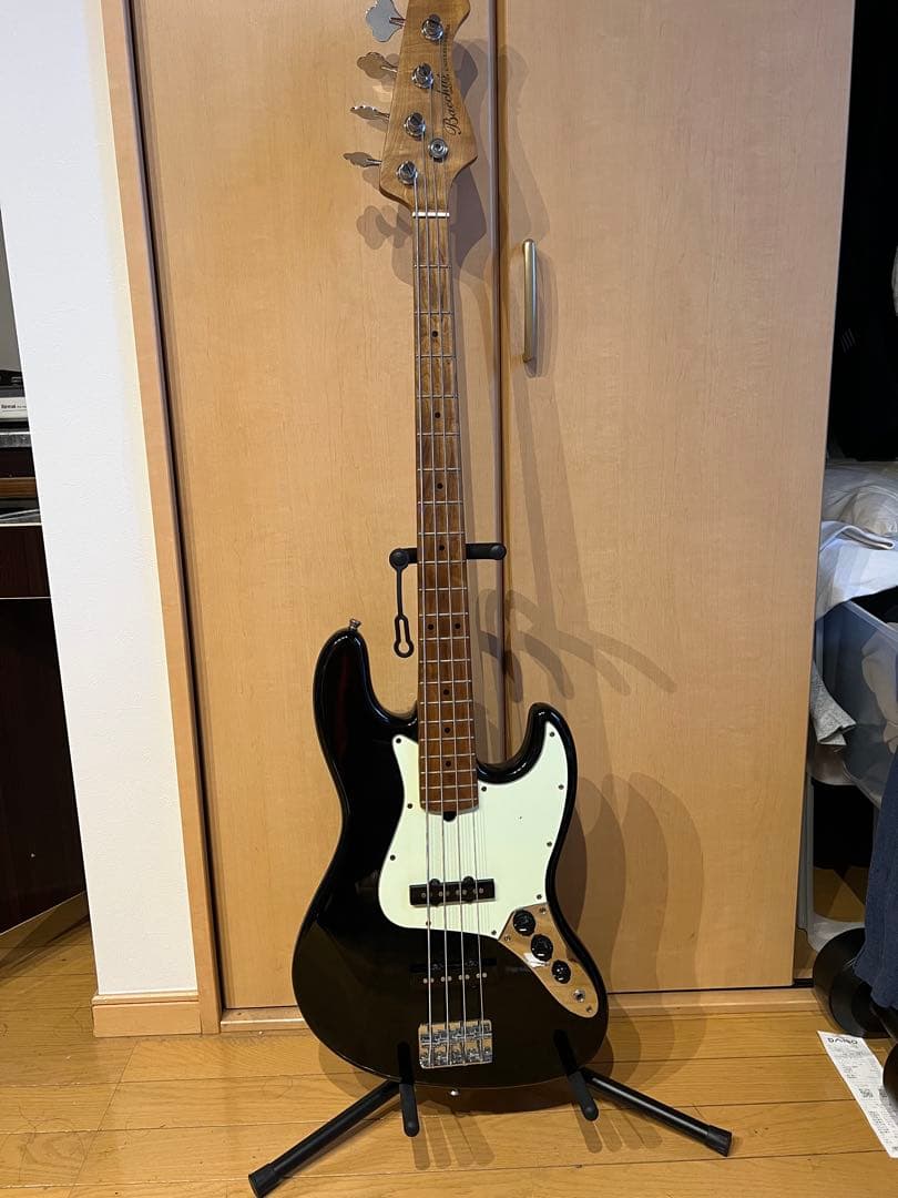 【美品】バッカス　ジャズベース　BJB-1-RSM/M ROASTEDMAPLE