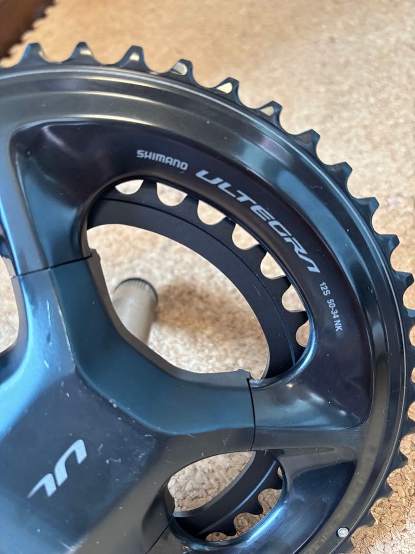 チェーンリング新品　SHIMANO R8100 170mクランクセット