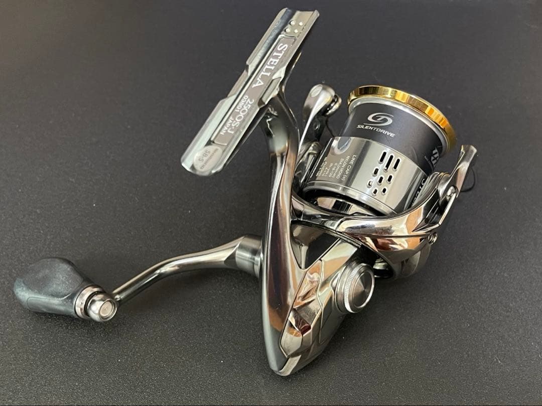 即日発送　美品SHIMANO シマノ 18 ステラ STELLA 2500S