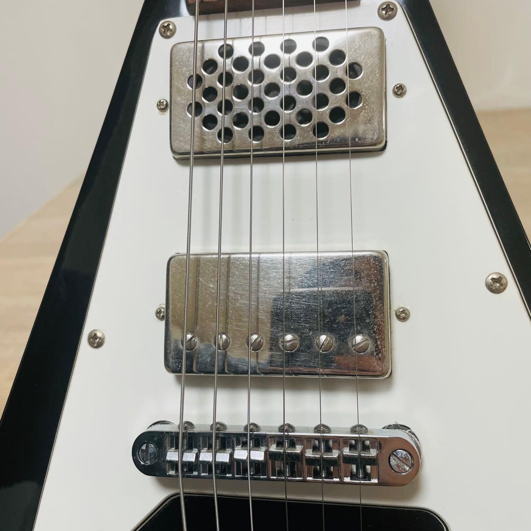 グラスルーツ GR-FV-32 スピーカー内蔵 エレキギターフライングV 希少品