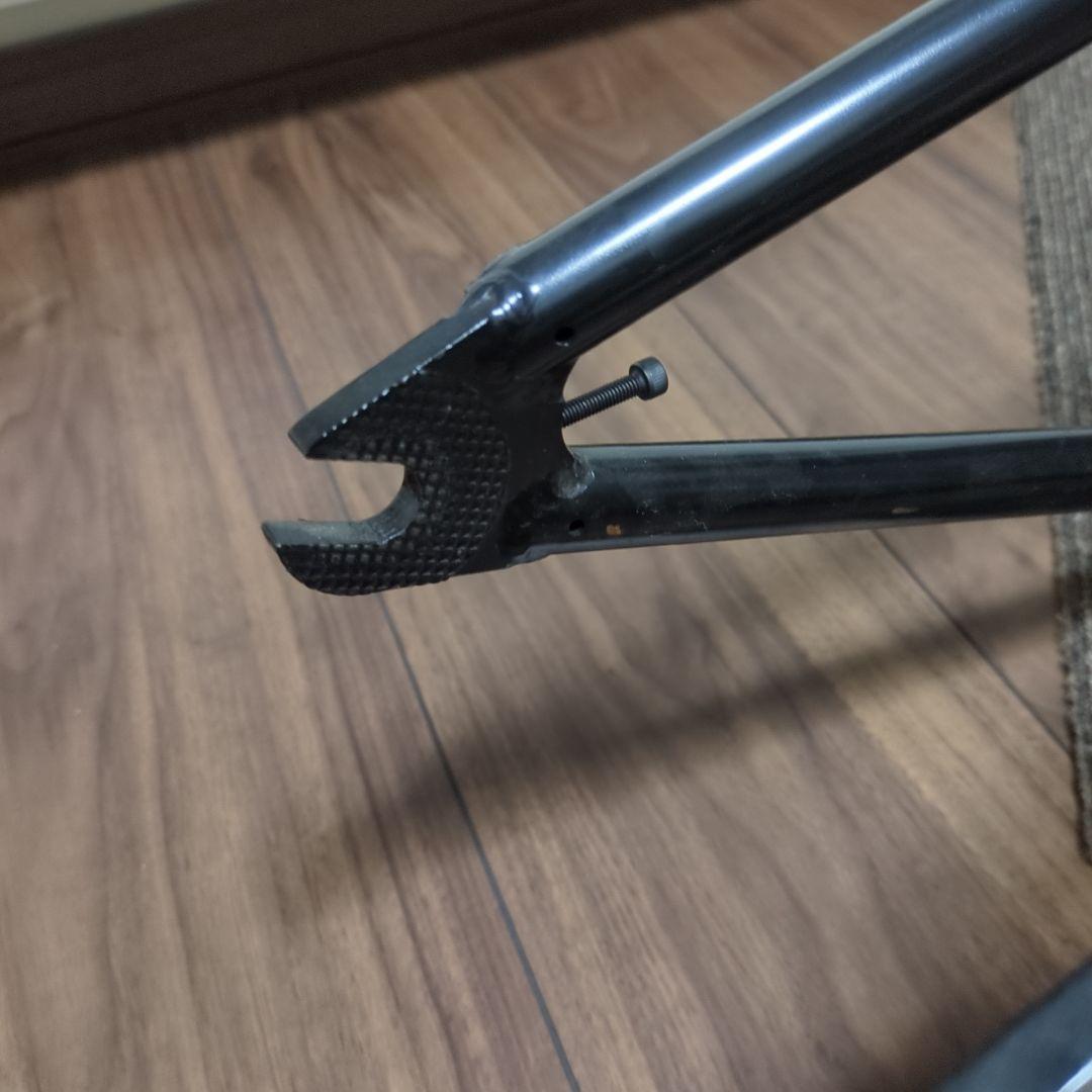 KINKBMX ウィリアムズフレーム黒色　22ミリBB付き