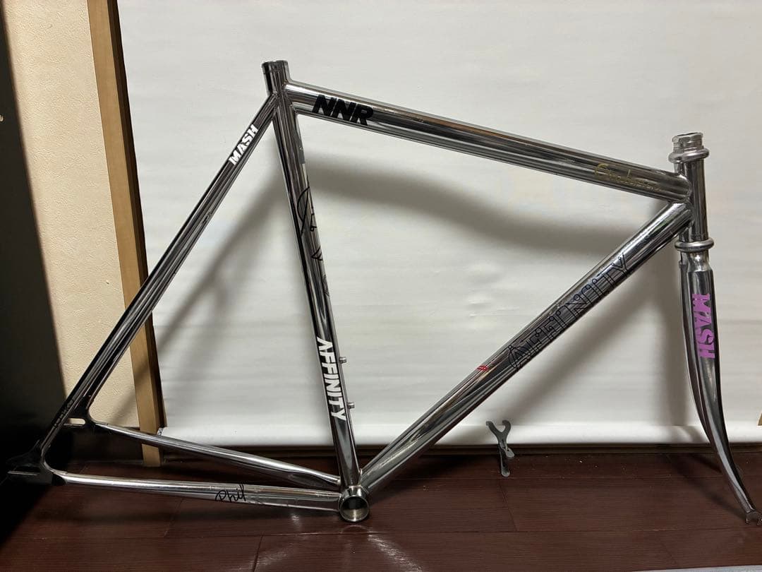 affinity lopro初期型　フレームセット　ピスト　スレッド加工済み