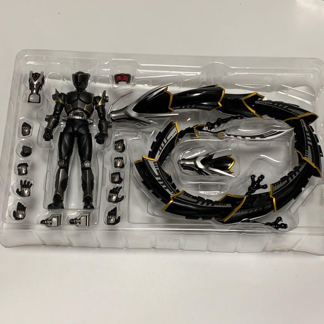 s.h.figuarts 仮面ライダー龍騎　リュウガ　ナイト 3点セット