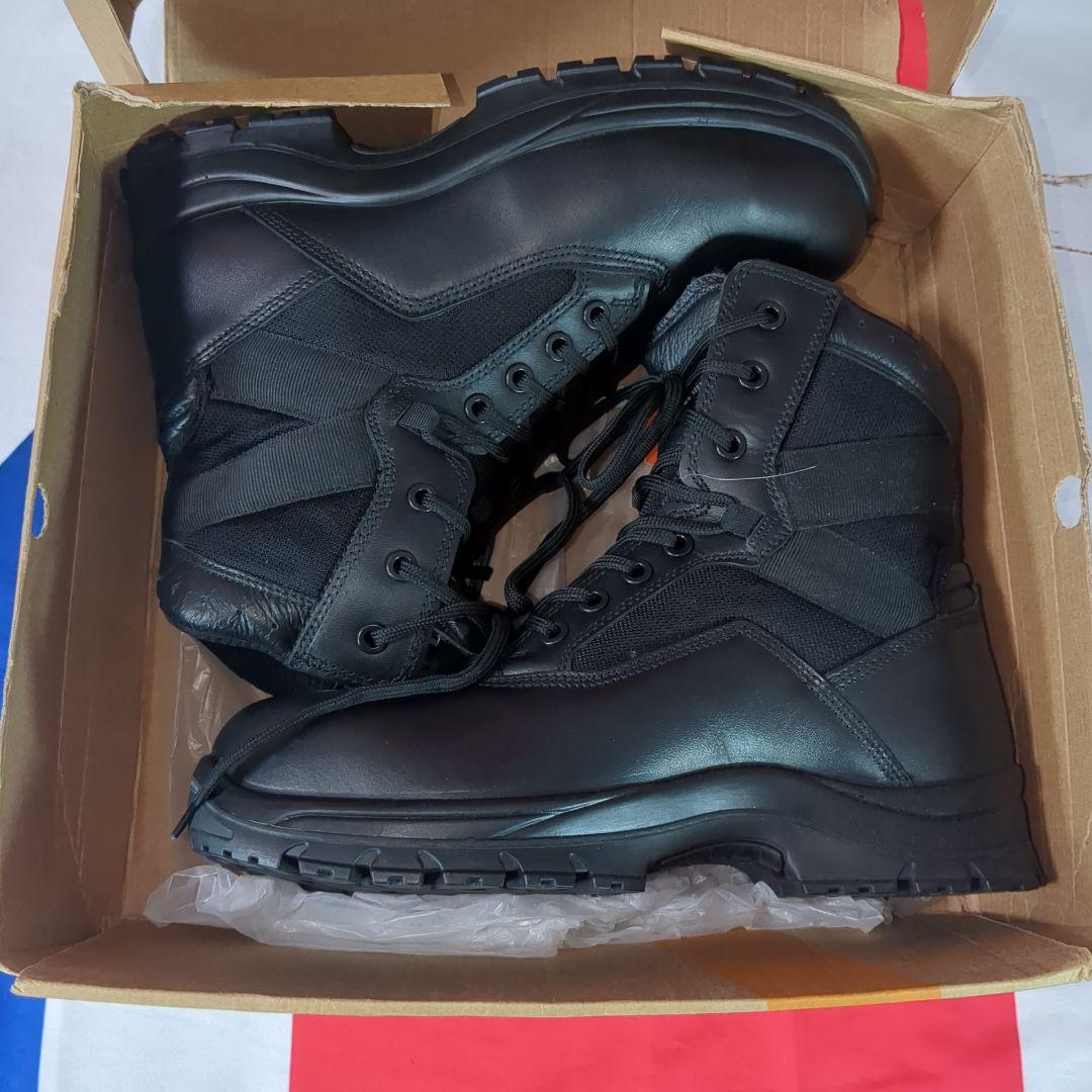 【実物新品】イギリス軍YDS製コンバットブーツ（箱入り）ミリタリーブーツ