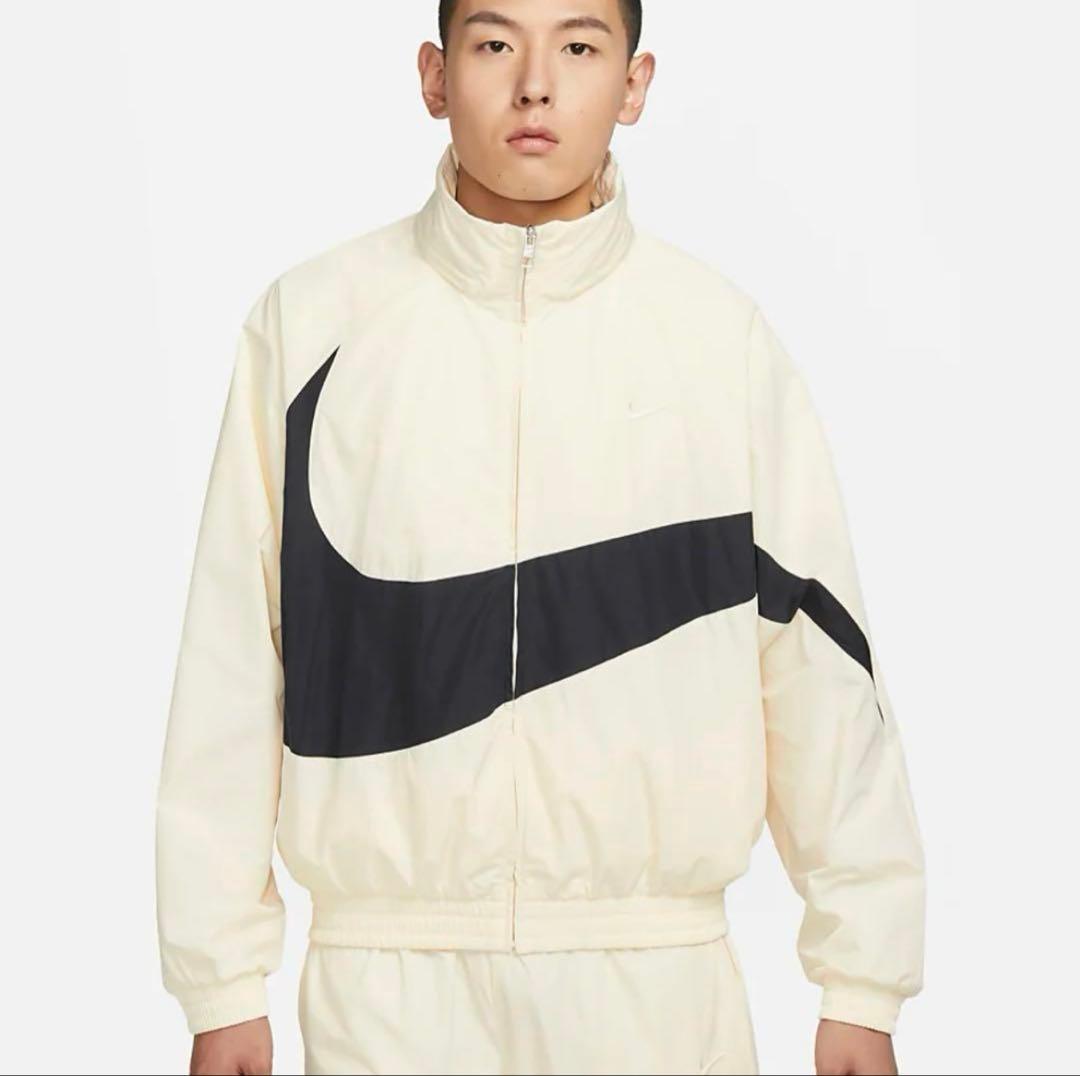 新品未使用　NIKE ビッグスウッシュ ウーブンセットアップ